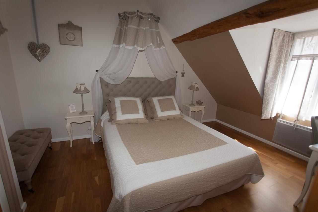 Les Jarrieres Bed & Breakfast Dame-Marie-les-Bois Luaran gambar