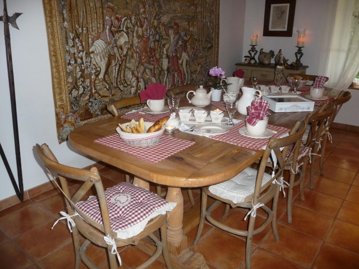 Les Jarrieres Bed & Breakfast Dame-Marie-les-Bois Luaran gambar