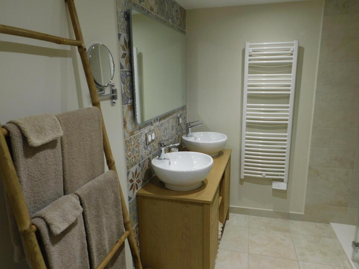 Les Jarrieres Bed & Breakfast Dame-Marie-les-Bois Luaran gambar