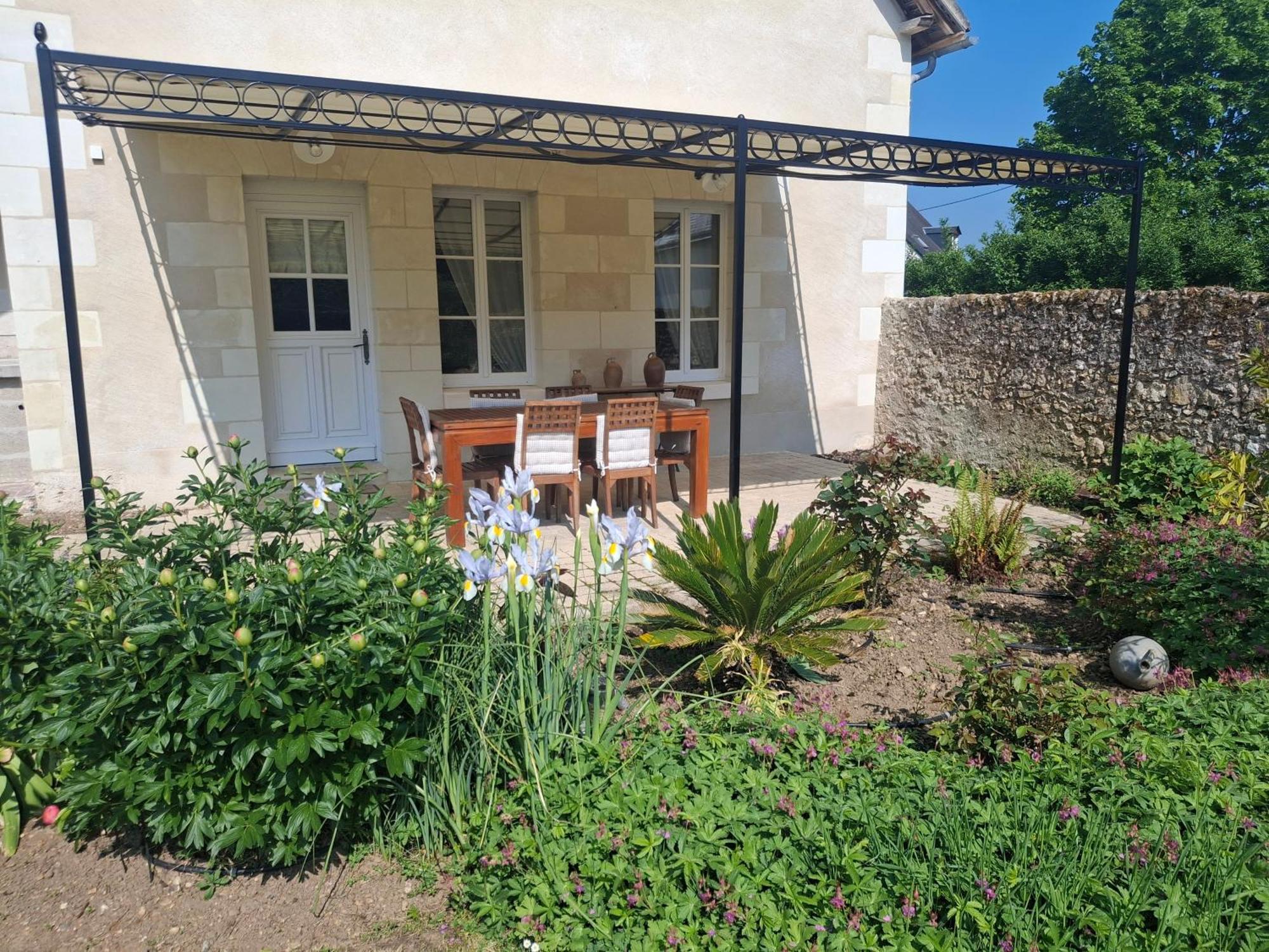 Les Jarrieres Bed & Breakfast Dame-Marie-les-Bois Luaran gambar